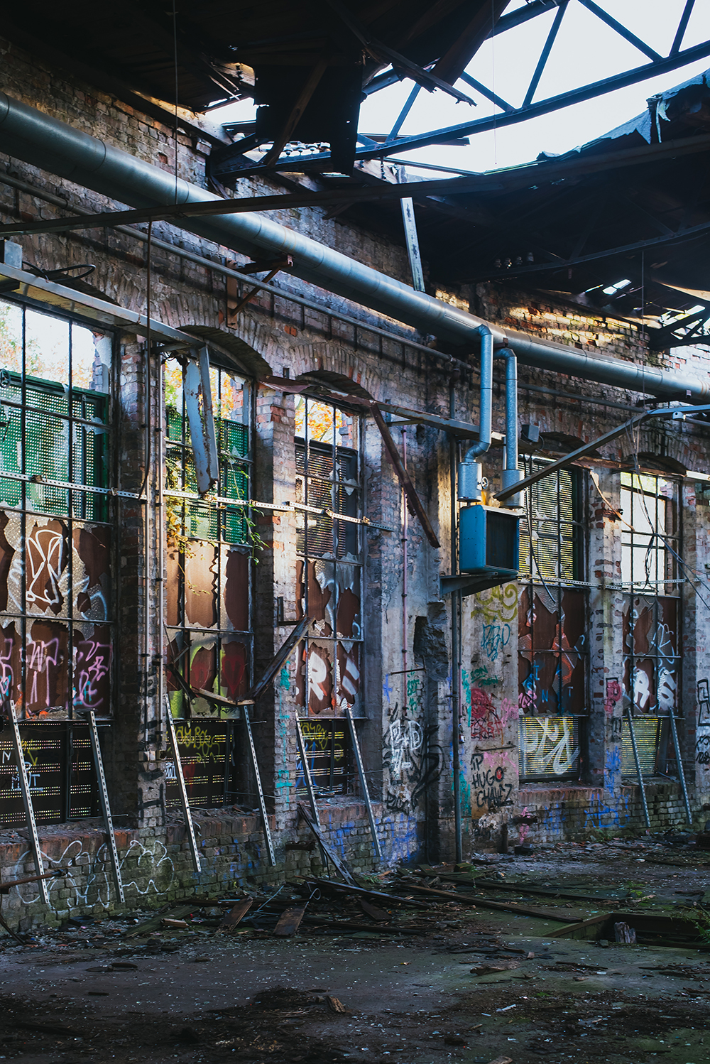 abandoned_railroad_yard_berlin_3