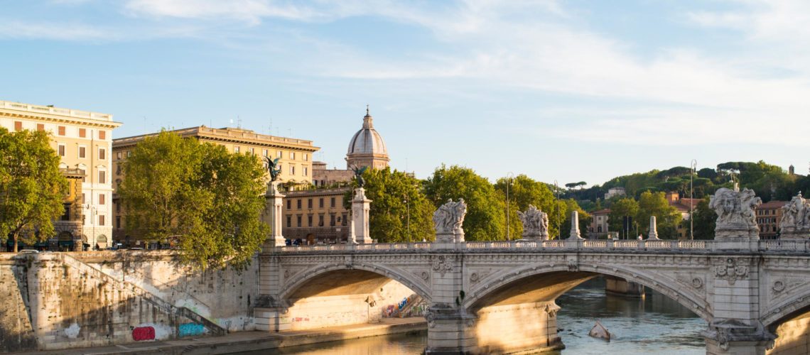 The Best Free Things to do in Rome, Tiber at Golden Hour